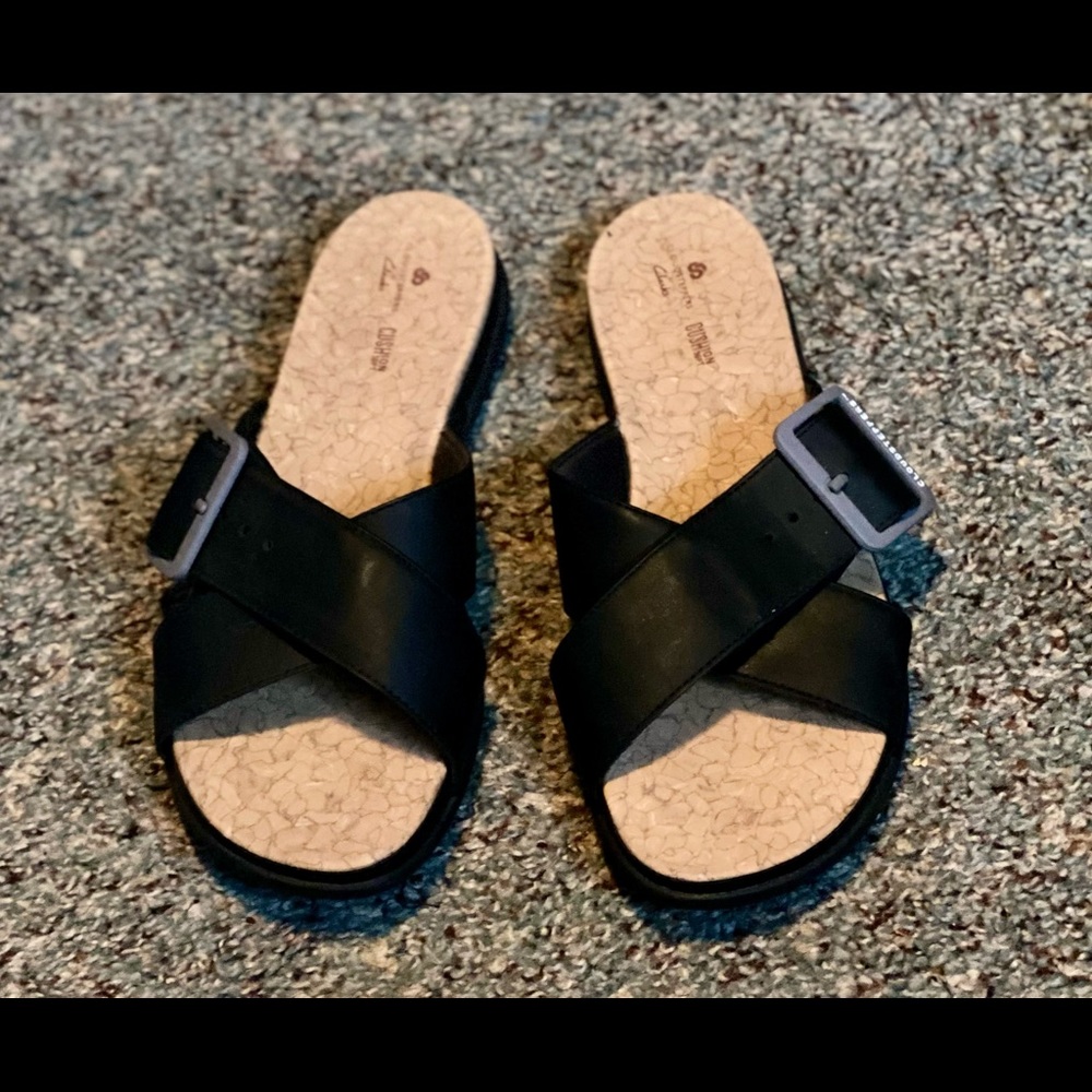 Black Cross-Strap Slide Sandals with Buckle - Unknown Brand
